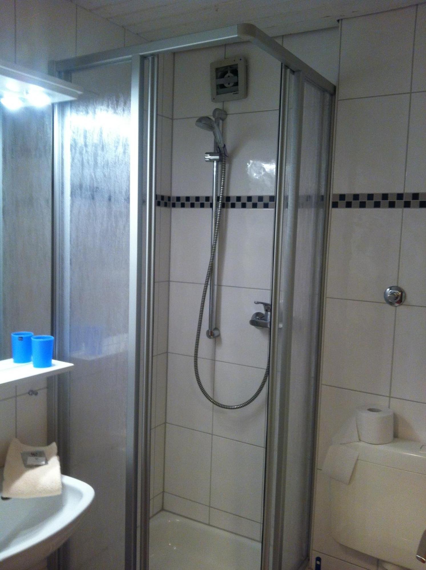 ורטהיים Tauberhotel Kette מראה חיצוני תמונה